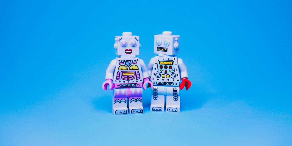 ¿NECESITAS UN ROBOT PARA APOYO EMOCIONAL?